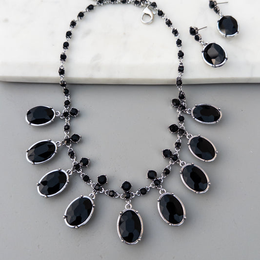 Colier și cercei Emily