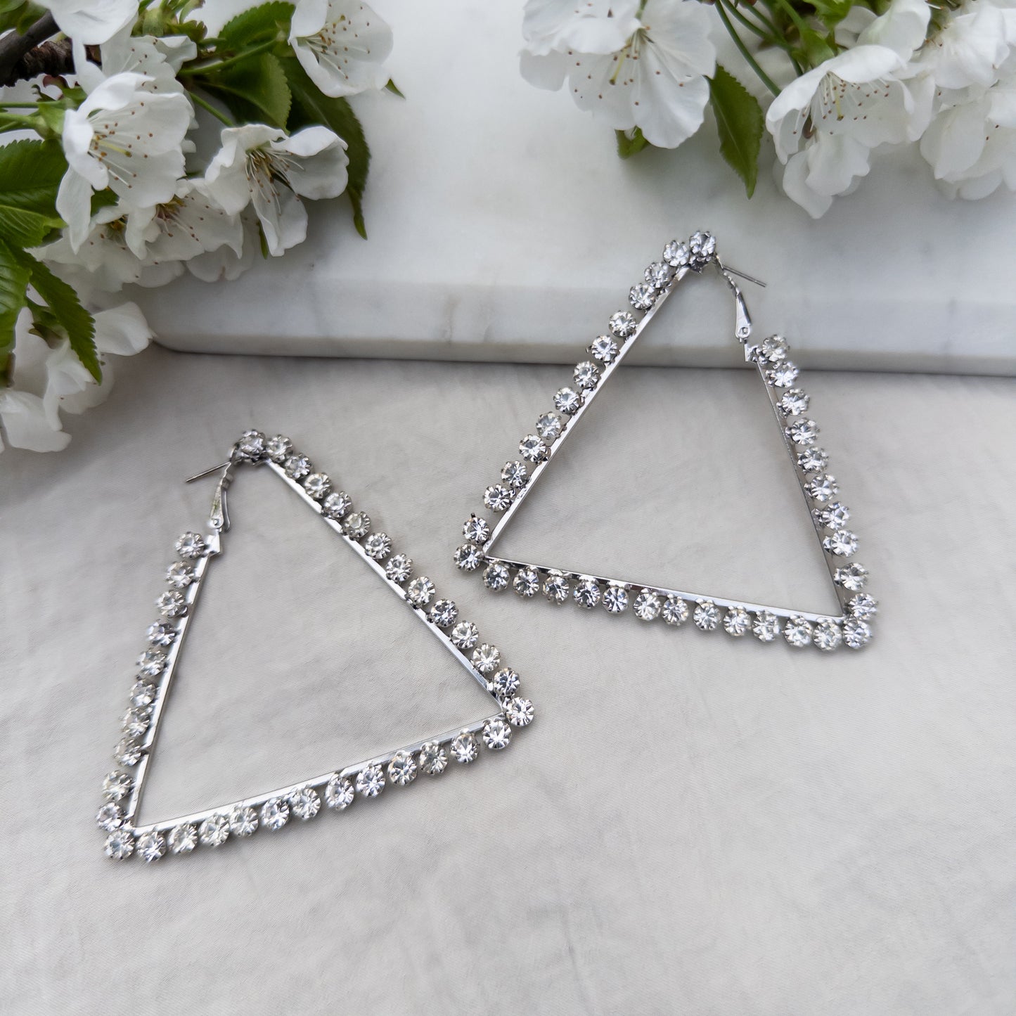 Triangle Hoops