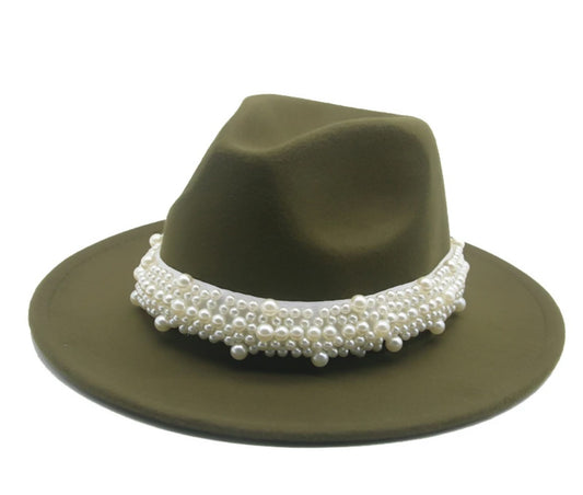 Pălărie cu perle