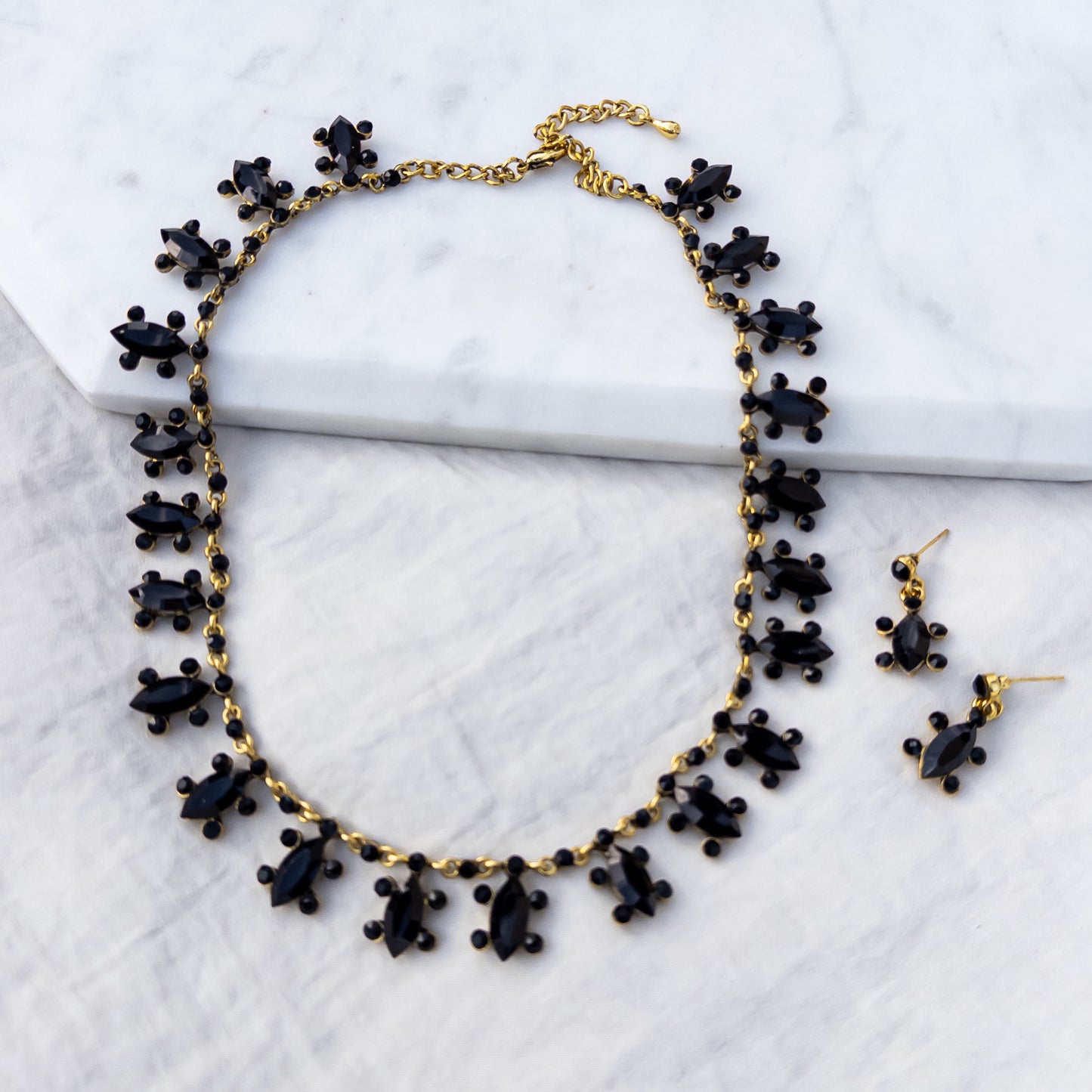 Colier și cercei Ellie