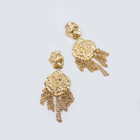 Textured earrings with chains