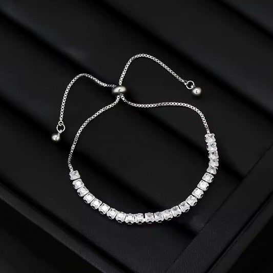 Bratara cu cristale de zirconiu