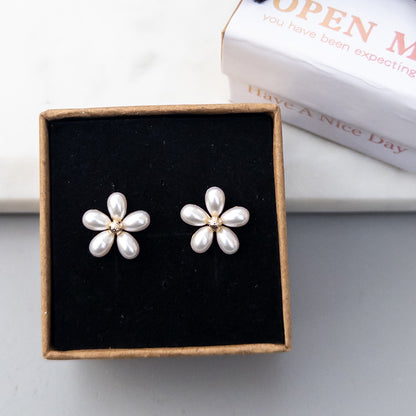 Cercei Pearl Flower