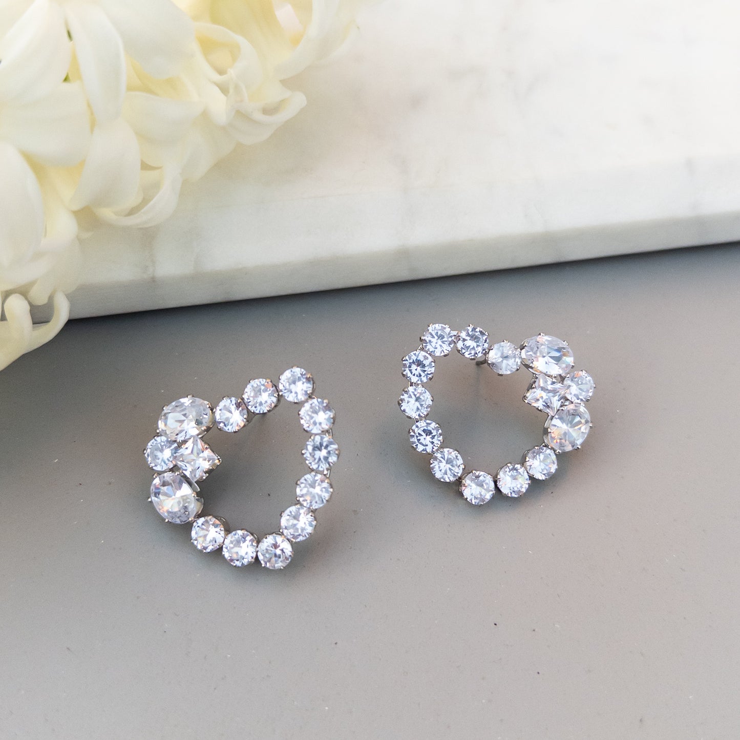 Cercei Delicate Hearts