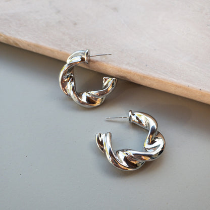 Twisted Silver Hoops