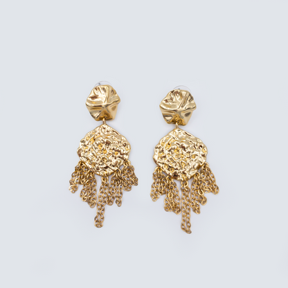 Textured earrings with chains